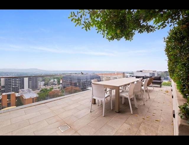 2 BEDROOM APARTMENT FOR SALE IN ROSEBANK